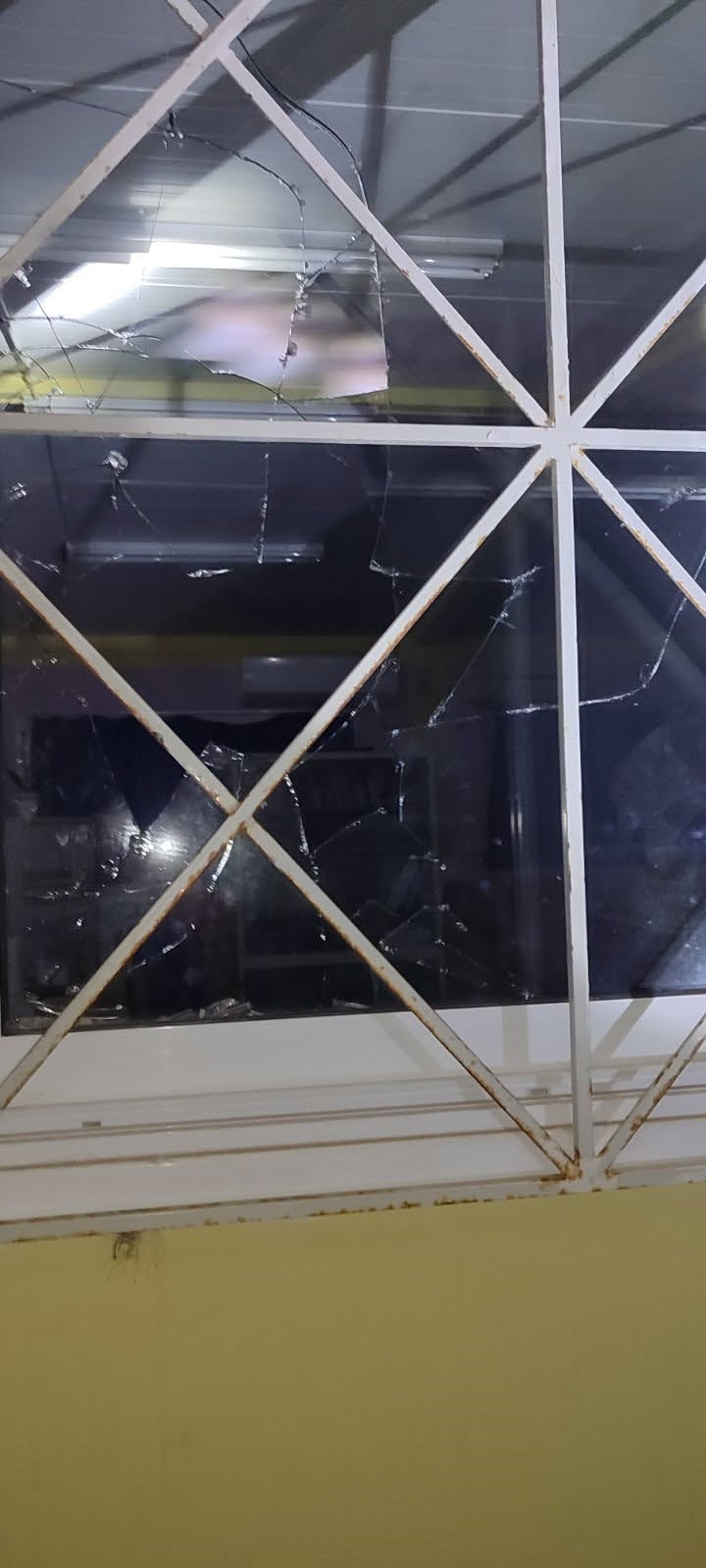 Σχολείο στο Δήμο Μαραθώνος υπέστη για τέταρτη φορά ζημιές από αγνώστους