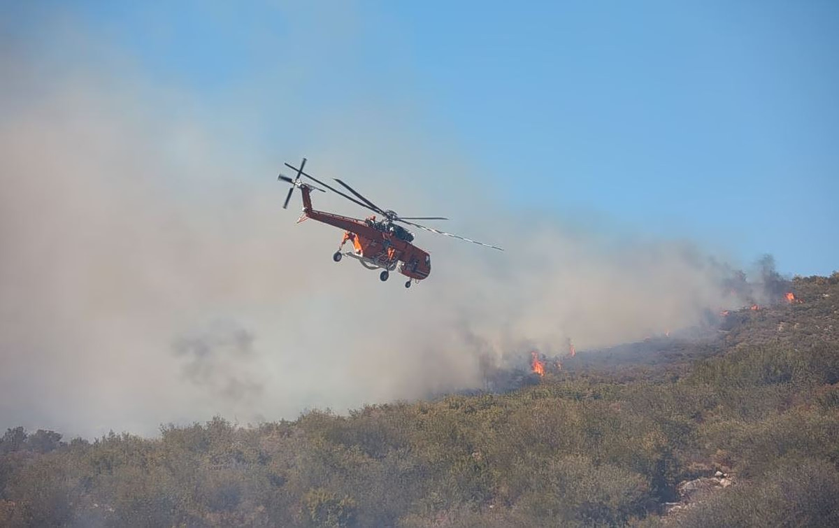 Υψηλός κίνδυνος πυρκαγιάς σήμερα – Σε κίτρινο συναγερμό πολλές περιοχές της χώρας