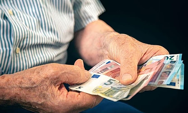 Συντάξεις: 10 βήματα για την ανεύρεση ενσήμων πριν από το 2002