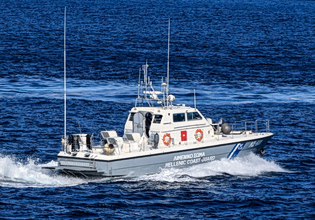 Αίγινα: Τουριστικό σκάφος με 21 επιβάτες προσάραξε σε νησίδα