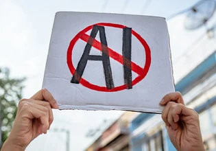 AI: Η αντίδραση κατά της τεχνητής νοημοσύνης μόλις ξεκίνησε – Το θέμα τώρα είναι τι θα κάνουμε με αυτήν