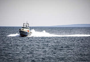 Διάσωση 83 μεταναστών σε δύο επιχειρήσεις νότια της Κρήτης