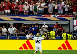 Εντυπωσιακό γκολ από τον Νούσα, 1-0 η Νορβηγία (vid)