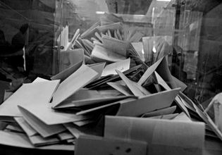 Δημοσκόπηση: Ανατροπή και αλλαγή συσχετισμών – Υποχωρεί η ΝΔ, σταθερά στη δεύτερη θέση η ΕΛΑΣ του Τσίπρα, τέταρτο το ΠΑΣΟΚ