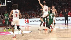 Ολυμπιακός – Παναθηναϊκός: Το απίστευτο buzzer beater του Κώστα Παπανικολάου! (vid)