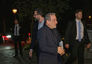 Ιράν: «Σημαντική πρόοδο» με ΗΠΑ για Λίβανο, αποδέσμευση πόρων και άρση περιορισμών, βλέπει ο Αραγτσί