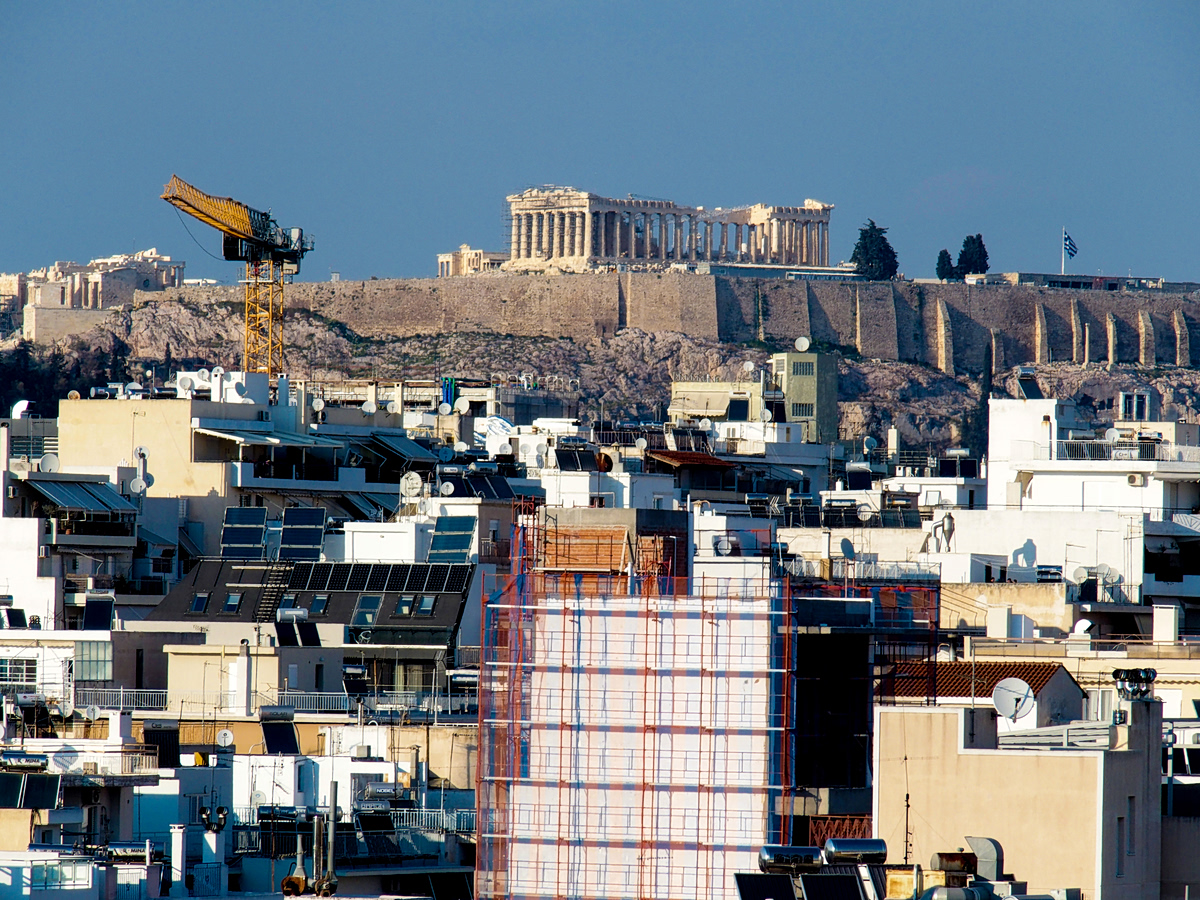 Στεγαστική κρίση: Το κόστος των ενοικίων αδειάζει τις τσέπες των Αθηναίων – Όνειρο απατηλό η προσιτότητα στη στέγαση