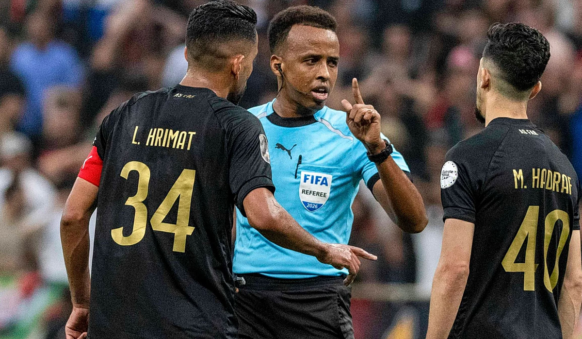 Η UEFA «αγκάλιασε» τον Σομαλό διαιτητή που αποκλείστηκε από το Μουντιάλ: Ορίστηκε στον τελικό του Super Cup