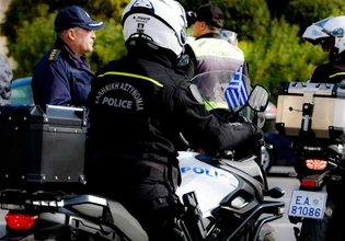 Αστυνομική επιχείρηση σε Μύκονο και Θεσσαλονίκη για διακίνηση ναρκωτικών και ληστείες – 17 συλλήψεις