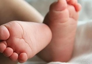 Πάτρα: Συνελήφθη η μητέρα του βρέφους που νοσηλεύεται στο Καραμανδάνειο με κάταγμα – Τι ισχυρίστηκε