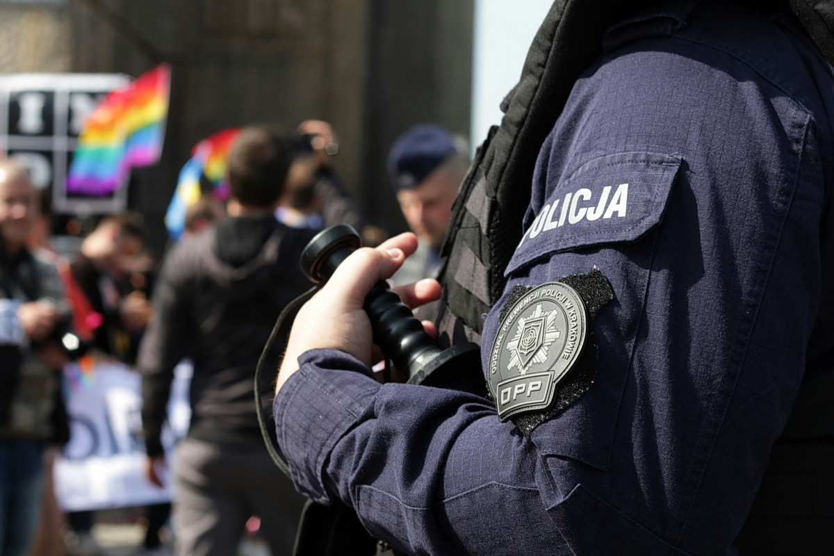 Πολωνία: Εισαγγελική έρευνα μετά από μακάβρια ευρήματα – Λείψανα εμβρύων και ιατρικά απόβλητα βρέθηκαν σε οικόπεδο