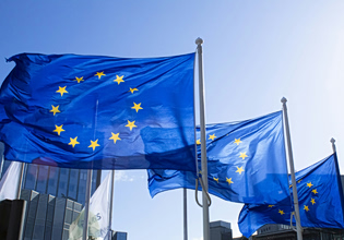 ΕΕ: To παρασκήνιο που οδήγησε την Ουγγαρία να άρει το βέτο στην ένταξη της Ουκρανίας – Ο ρόλος της Κύπρου
