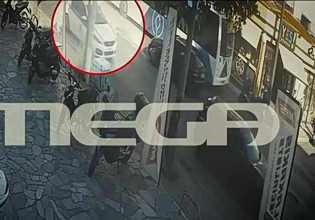 Ίλιον: Καρέ καρέ ο άγριος ξυλοδαρμός οδηγού λεωφορείου από μοτοσικλετιστή – Βίντεο ντοκουμέντο