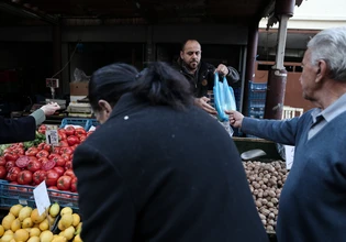 ΠΑΣΟΚ: Η κυβέρνηση Μητσοτάκη, που εφάρμοσε πιστά τον νόμο Κατρούγκαλου, εξαπάτησε τους συνταξιούχους