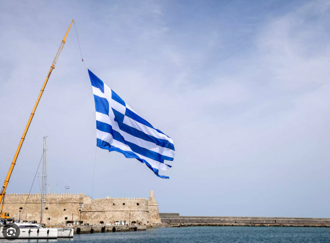 Ηράκλειο: Άντρας περιπλανιόταν γυμνός στο λιμάνι – Τον αναζητούσαν συγγενείς του