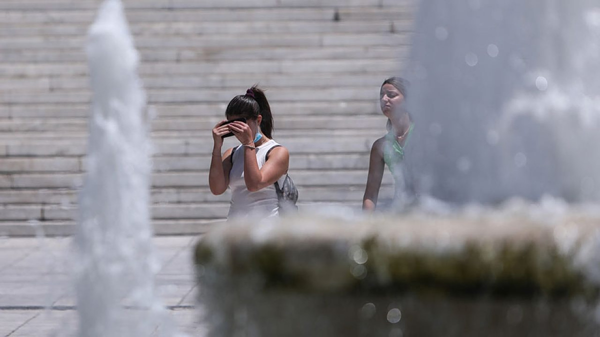 5 φορές περισσότεροι και 7 φορές μεγαλύτεροι οι καύσωνες στην Ελλάδα