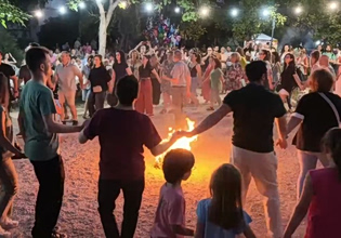 Αναβίωσε τo Διονυσιακό έθιμο του Κλήδονα: Άλματα πάνω από φλόγες, μαγιάτικα στεφάνια και χορός