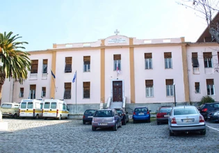 Ηλικιωμένος επιτέθηκε σε ιατρικό προσωπικό στο νοσοκομείο της Λήμνου – «Από τύχη ζει μία γιατρός» λέει ο Γιαννάκος
