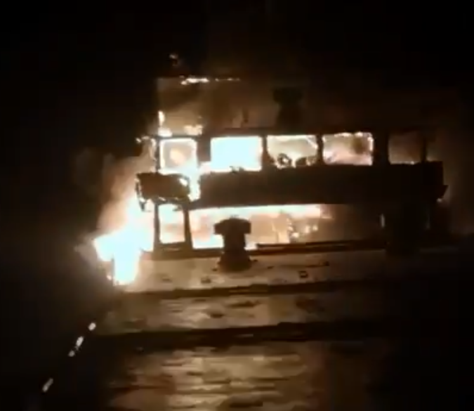 Ουκρανία: Πυρκαγιά σε φορτηγό πλοίο στη Μαύρη Θάλασσα μετά από επίθεση με drone – Ένας νεκρός