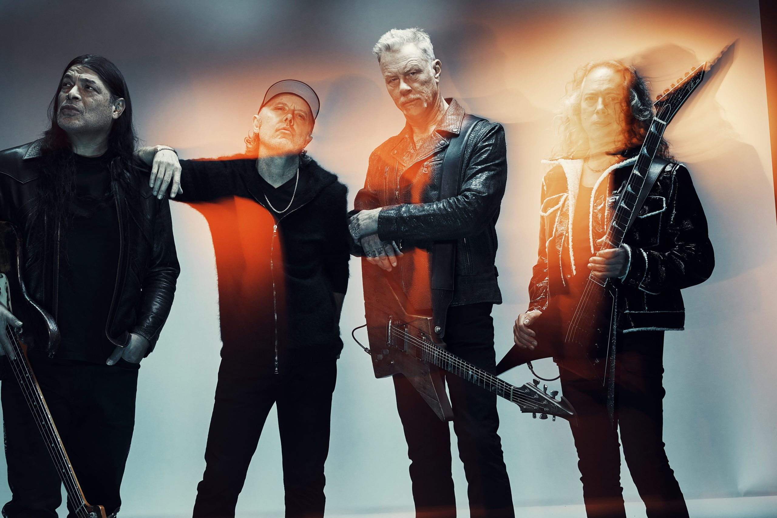 Metallica: Ο Κερκ Χάμετ ακυρώνει την Τέιλορ Σουίφτ, αποθεώνει τον Πυθαγόρα – «Η ποπ σήμερα είναι σκουπίδι»