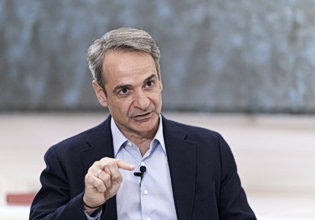 Πέφτουν τα σκάνδαλα βροχή ίσως χρειαστούν και άλλοι ανασχηματισμοί, ακρίβεια και διαφθορά φέρνουν την κάλπη πιο κοντά