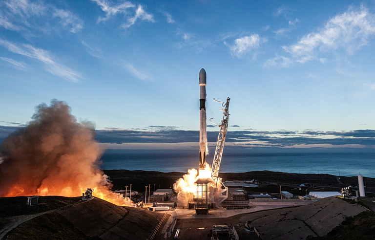 Όλα τα λεφτά για τη SpaceX ενόψει ιστορικού ντεμπούτου στη Wall Street