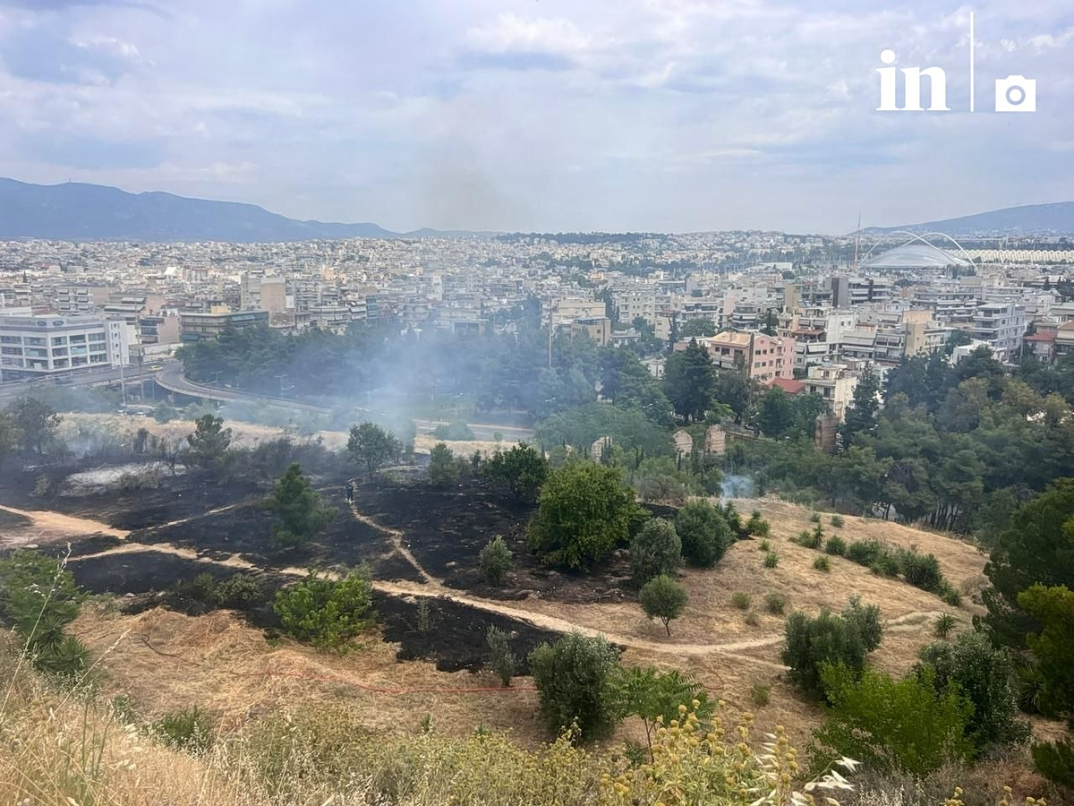 Υπό έλεγχο η φωτιά στη Φιλοθέη