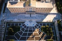 Στο ναδίρ η εμπιστοσύνη των Ελλήνων στους θεσμούς