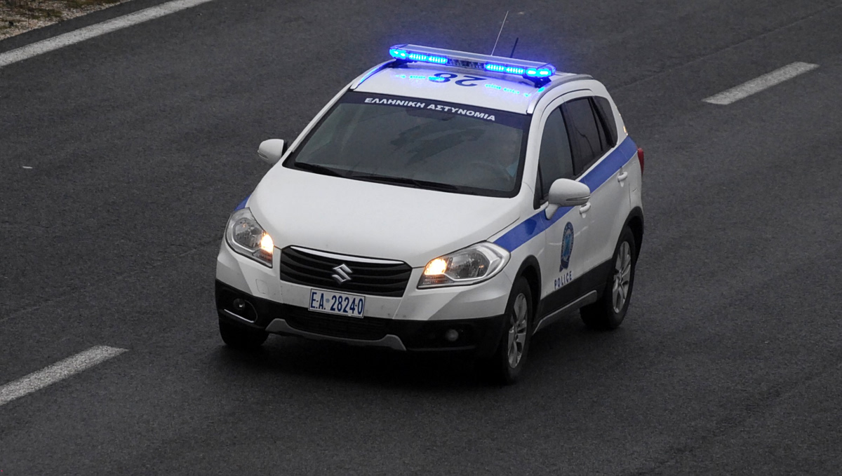 Αφίδνες: Συνελήφθη στα διόδια έπειτα από καταδίωξη μεθυσμένος οδηγός που έκανε τον δρόμο «πίστα»