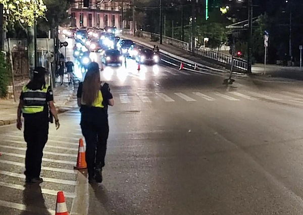 Τροχαία: 24 συλλήψεις οδηγών σε ελέγχους σε όλη την Αττική – Υπό την επήρεια αλκοόλ οι 10