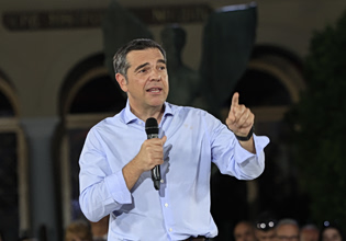 Αλ.Τσίπρας: Δεν είναι λαϊκισμός η λαϊκότητα – Το παράδειγμα των δωρεάν μετακινήσεων