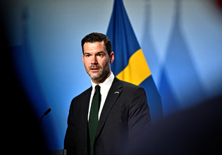 Ουκρανία: Η ΕΕ εξετάζει τον περιορισμό της προστασίας των Ουκρανών που βρίσκονται σε στρατεύσιμη ηλικία