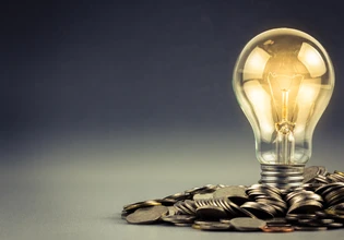 Έρχονται τα νέα τιμολόγια ρεύματος – Σε σταθερή άνοδο τα μπλε