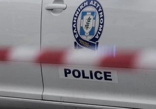 Θρίλερ στην Κατερίνη: Γυναίκα βρέθηκε νεκρή μέσα στο σπίτι της – Πατημασιές με αίματα στον χώρο