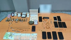 Σπείρα διαρρηκτών έκλεβε κοσμηματοπωλεία στην Αττική – Συνελήφθησαν 9 μέλη της συμμορίας