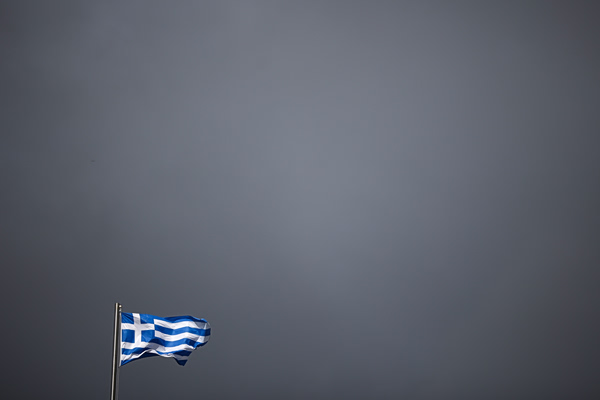 Της πατρίδας μου η σημαία χρειάζεται άραγε προστασία;