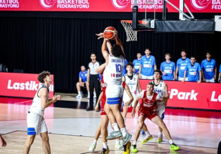 Σλοβενία – Ελλάδα 74-87: Εύκολη νίκη για την Εθνική Παίδων, πρώτος σκόρερ ο Χριστοδούλου