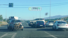 Τροχαίο στα Ιωάννινα: Αυτοκίνητα συγκρούστηκαν και το ένα… σκαρφάλωσε πάνω στο άλλο – Δείτε εικόνες