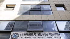 «Πάγωσε, δεν μπορούσε να αντιδράσει» – Η απάντηση της 23χρονης στην πρόταση αθώωσης των δύο αστυνομικών