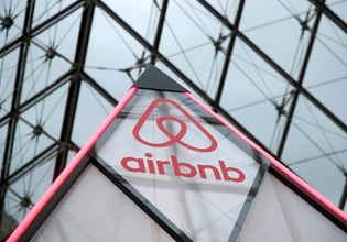 Airbnb: Τι γράφει το e-mail της ΑΑΔΕ σε ιδιοκτήτες ακινήτων