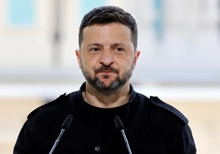 Ουκρανία: Βαθαίνει η πολιτική κρίση – Ο Ζελένσκι εξετάζει την απόλυση του αρχηγού του στρατού λόγω διαδηλώσεων