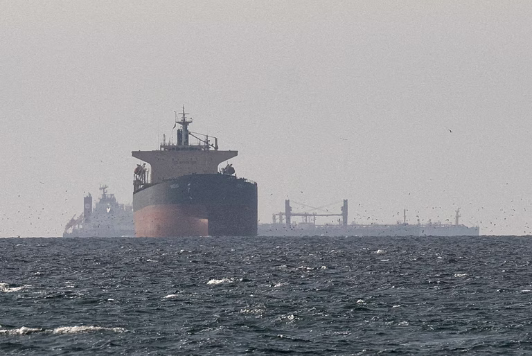 Περσικός Κόλπος: Εγκλωβισμένα επί τέσσερις μήνες 130 δεξαμενόπλοια και πλοία μεταφοράς αερίου