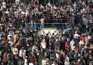 ΗΠΑ: Κατηγορίες για τρομοκρατία σε 8 άνδρες που σχεδίαζαν επίθεση στους αγώνες ΜΜΑ του Τραμπ στον Λευκό Οίκο