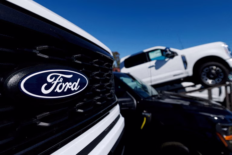 H AI τα έκανε θάλασσα, η Ford επαναπροσλαμβάνει τους απολυμένους στον ποιοτικό έλεγχο