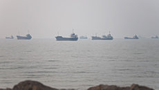 Ιράν: Εκρήξεις στο λιμάνι Μπαντάρ Αμπάς και στο νησί Κεσμ