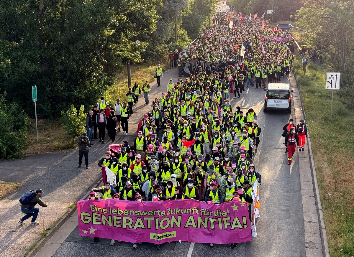 Χιλιάδες διαδηλώνουν στη Γερμανία κατά του ακροδεξιού κόμματος AfD