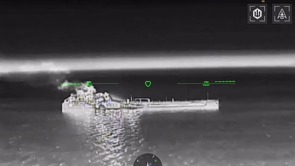 Ουκρανία: Drones της χτύπησαν τρία ρωσικά διυλιστήρια και τάνκερ, σε μια νύχτα με μεγάλα πλήγματα