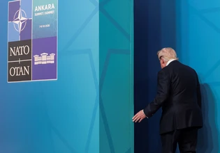 ΝΑΤΟ: Εκτόξευση των αμυντικών δαπανών – Ιλιγγιώδη τα ποσά για το 2026 – Πόσα πληρώνει η Ελλάδα