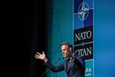 Δημοσιογράφος στον Ρούτε: Τι επίδραση έχει στον αυτοσεβασμό σου να αφήνεις τον Τραμπ να επιτίθεται σε συμμάχους;