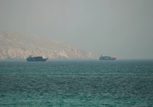 Το Ιράν ανακοίνωσε το κλείσιμο των Στενών του Ορμούζ «μέχρι νεωτέρας»